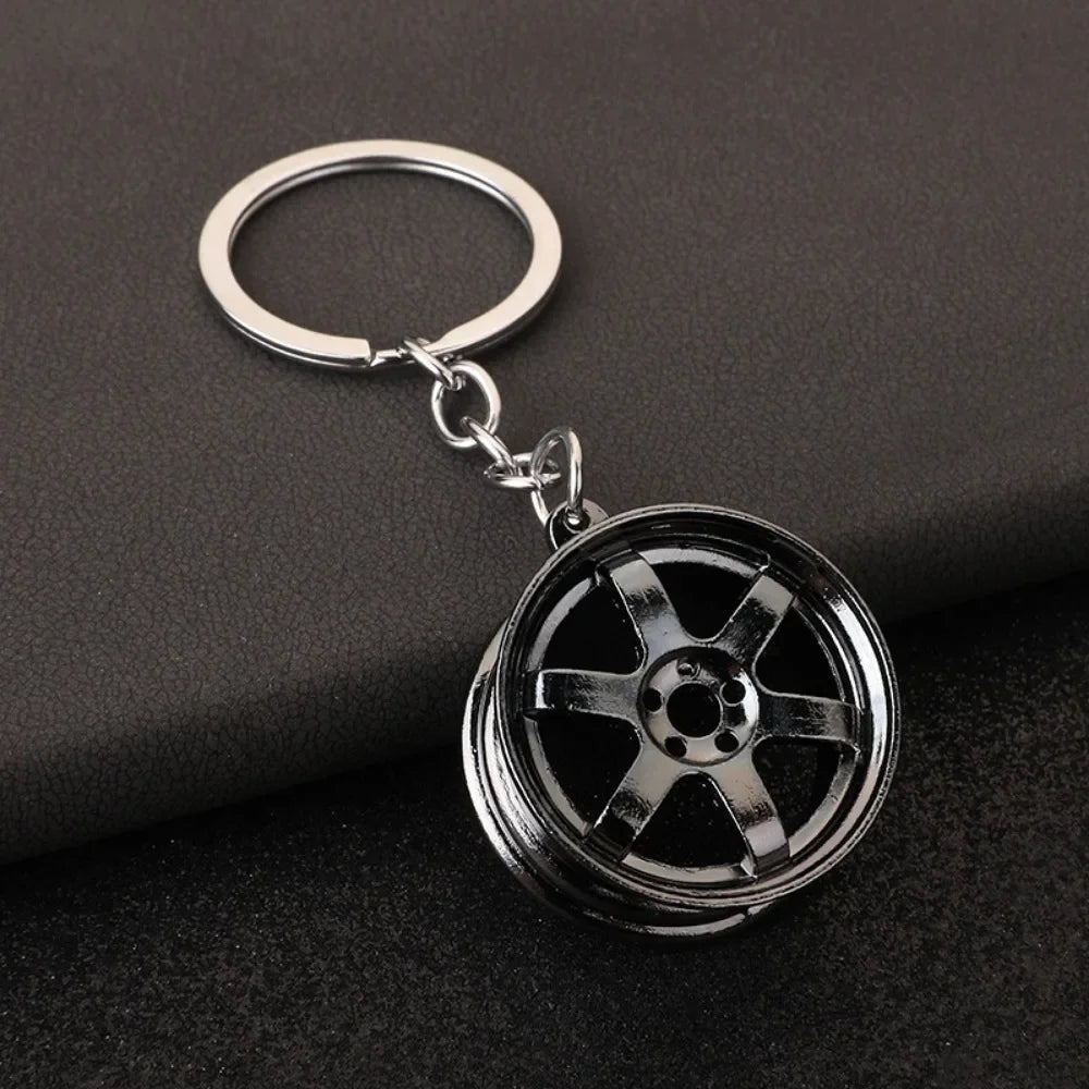 Creative Metal Mini Auto Parts Car Wheel Rim Keychain Auto Enthusiast Keyring Accessories Key Ring Chain for Men Lover Gift