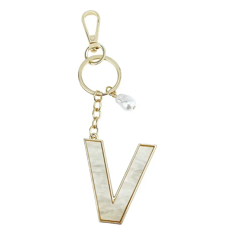 Fashion Pendant Keychain with Luxury Pearl Decoration A-Z Initials Keyring Couples Metal Initial Pendant DIY Gift for Men Women