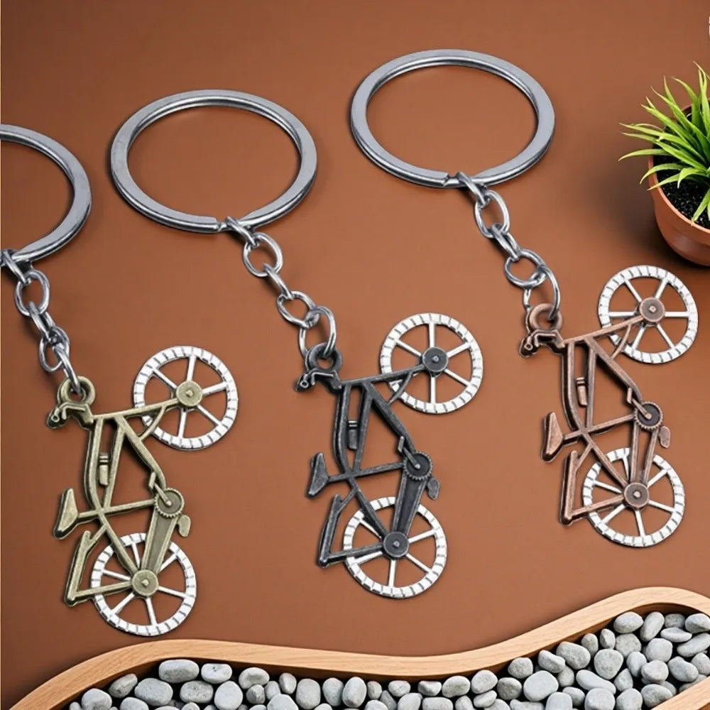 Metal 3D Three-dimensional Keychain Bicycle Backpack Originality Personalization Keyring Adventure Badge Key Chain Ring Gift