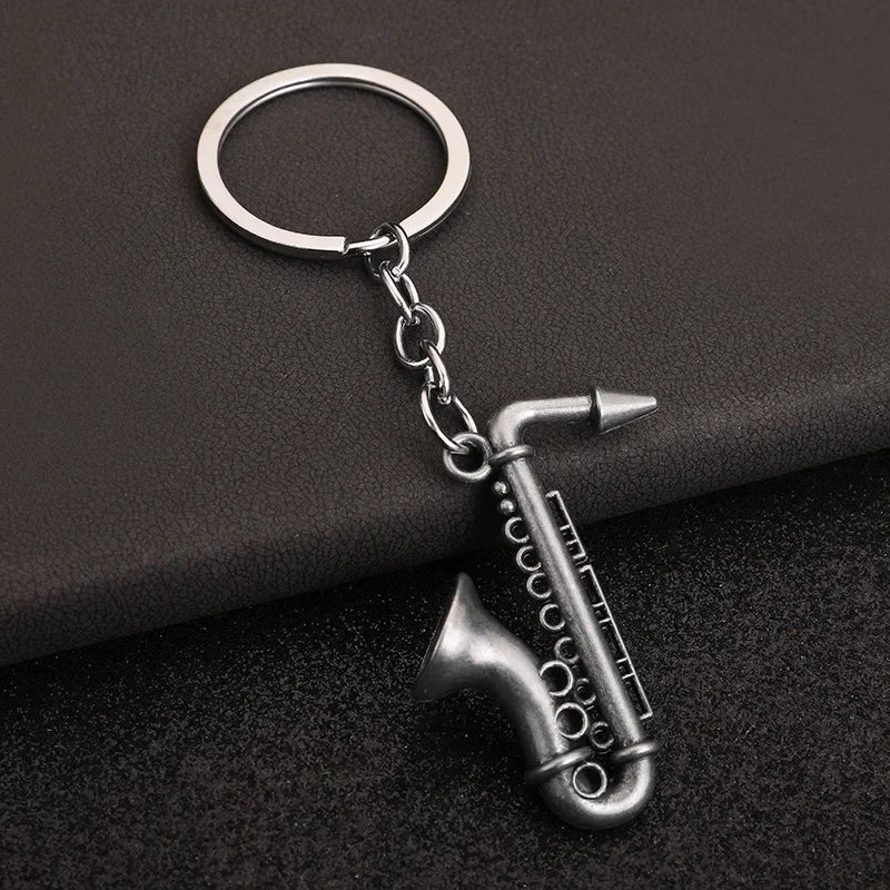 Creative Music Enthusiast Mini Metal Cute Keychain Saxophone Pendant Key Ring Accessories Personalized Keyring Lover Small Gift