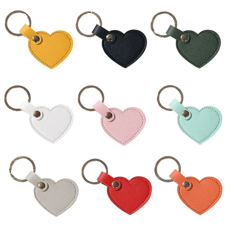 Custom Name Logo Creative Fashionable Leather Love Heart Keychain Pendant Bag Keyrings for Men and Women Key Chain Ring Gift