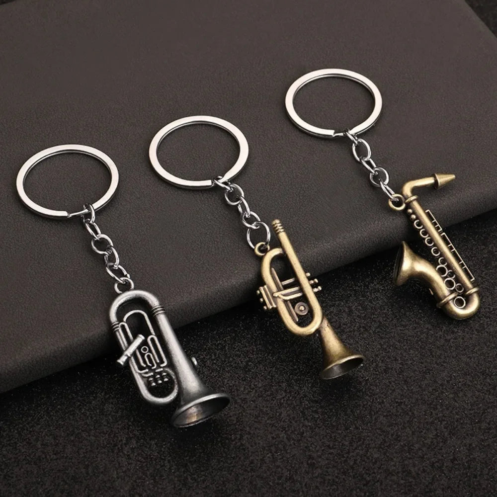 Creative Music Enthusiast Mini Metal Cute Keychain Saxophone Pendant Key Ring Accessories Personalized Keyring Lover Small Gift