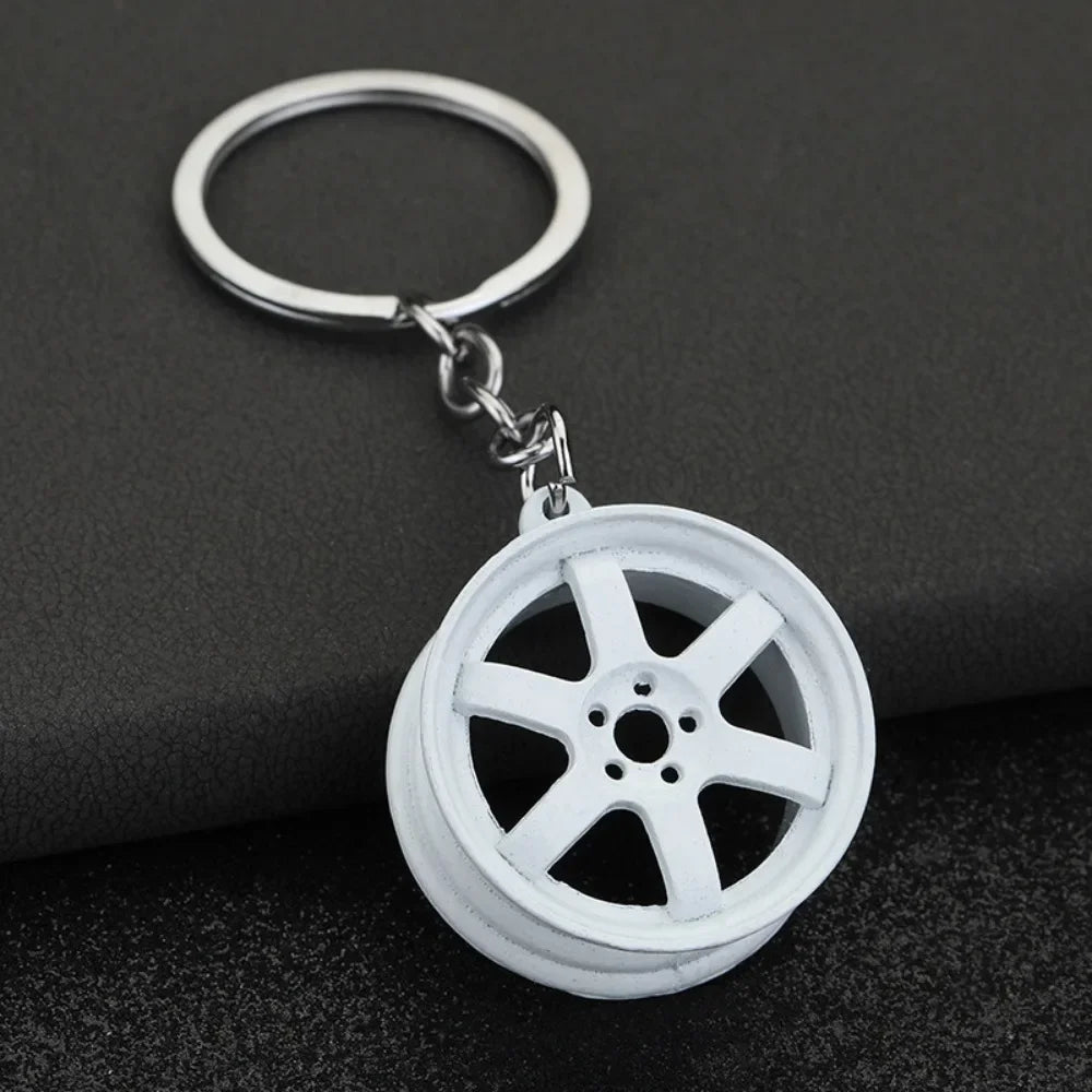 Creative Metal Mini Auto Parts Car Wheel Rim Keychain Auto Enthusiast Keyring Accessories Key Ring Chain for Men Lover Gift