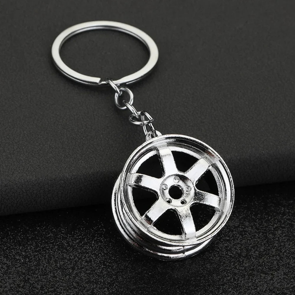 Creative Metal Mini Auto Parts Car Wheel Rim Keychain Auto Enthusiast Keyring Accessories Key Ring Chain for Men Lover Gift