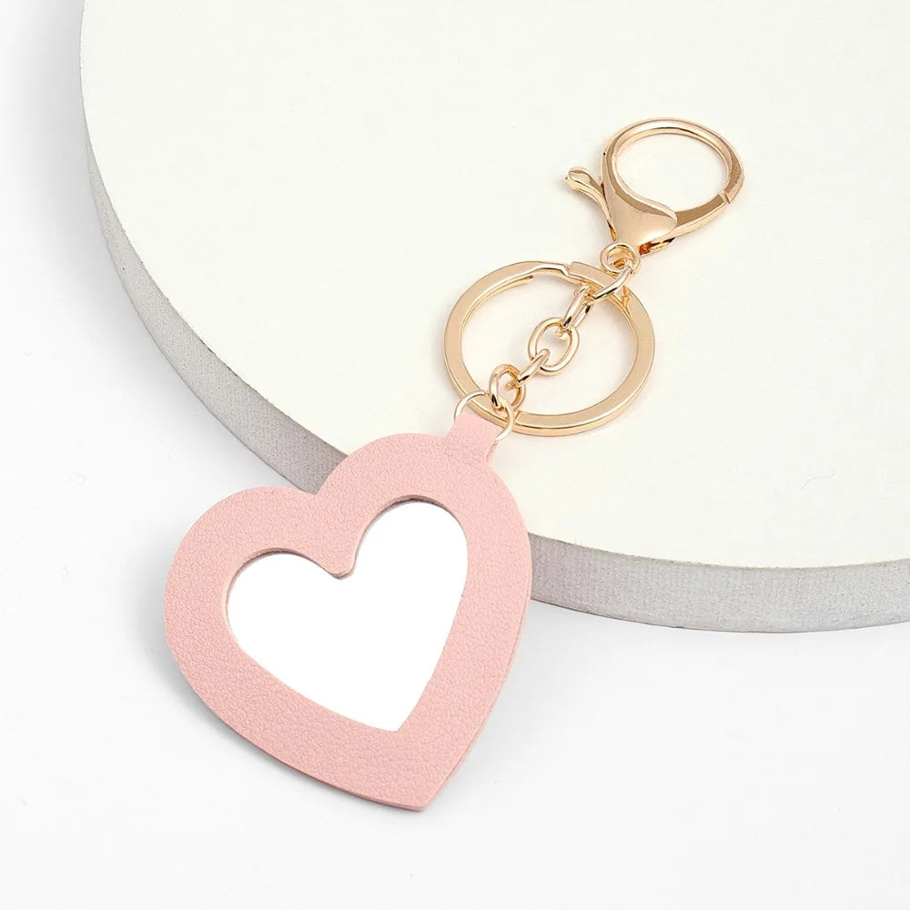 Custom LOGO Name Leather Put on Makeup Mirror Keychain Love Core Heart Keyring for Woman Pendant Key Ring Chain Gift