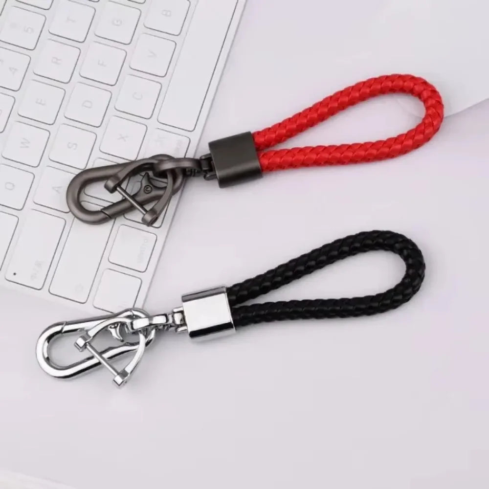 Creative Idea Leather Weave Keychain Custom Logo Name Keyring Metal Color Alloy Car Moto Upscale Key Chain Ring Lovers Gift