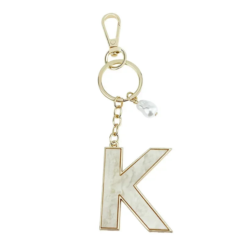 Fashion Pendant Keychain with Luxury Pearl Decoration A-Z Initials Keyring Couples Metal Initial Pendant DIY Gift for Men Women