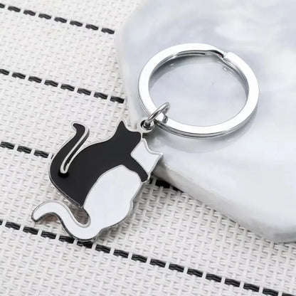 Popular Black and White Cat Keychain Couple Pendant Custom Logo Name Keyring Key Ring Buckle Chain Backpack Car Motorcyle Gift