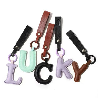 A To Z Alphabet PU Leather Fashion Keychain Charms 26 Initial Letter Keyring Candy Color Phone Pendant Car Key Chain Ring Gift