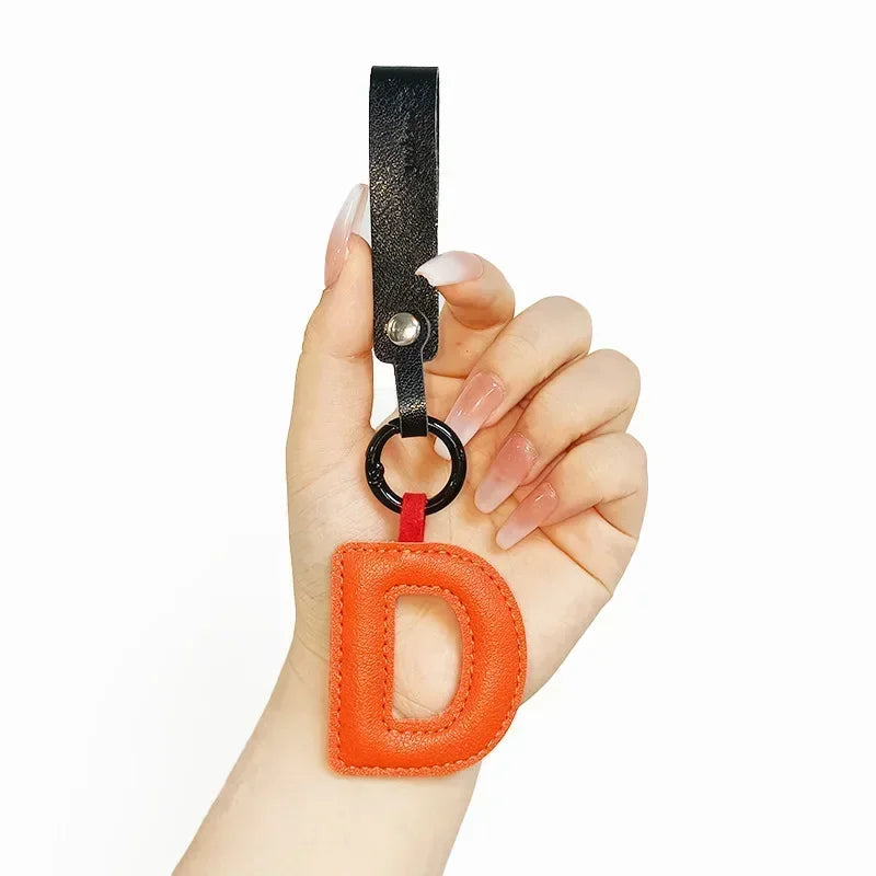 A To Z Alphabet PU Leather Fashion Keychain Charms 26 Initial Letter Keyring Candy Color Phone Pendant Car Key Chain Ring Gift