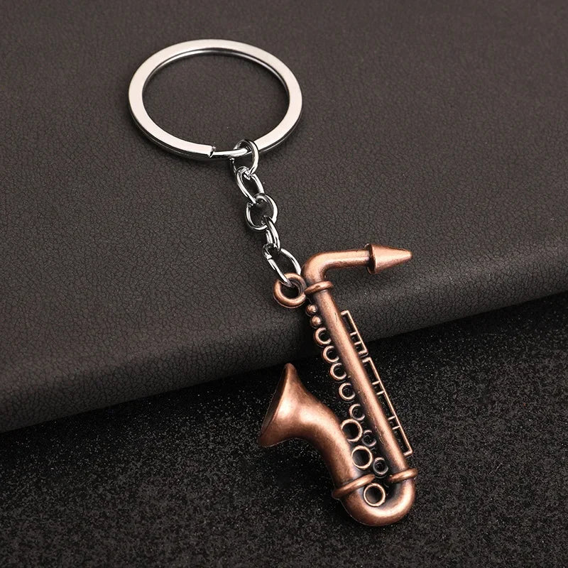 Creative Music Enthusiast Mini Metal Cute Keychain Saxophone Pendant Key Ring Accessories Personalized Keyring Lover Small Gift