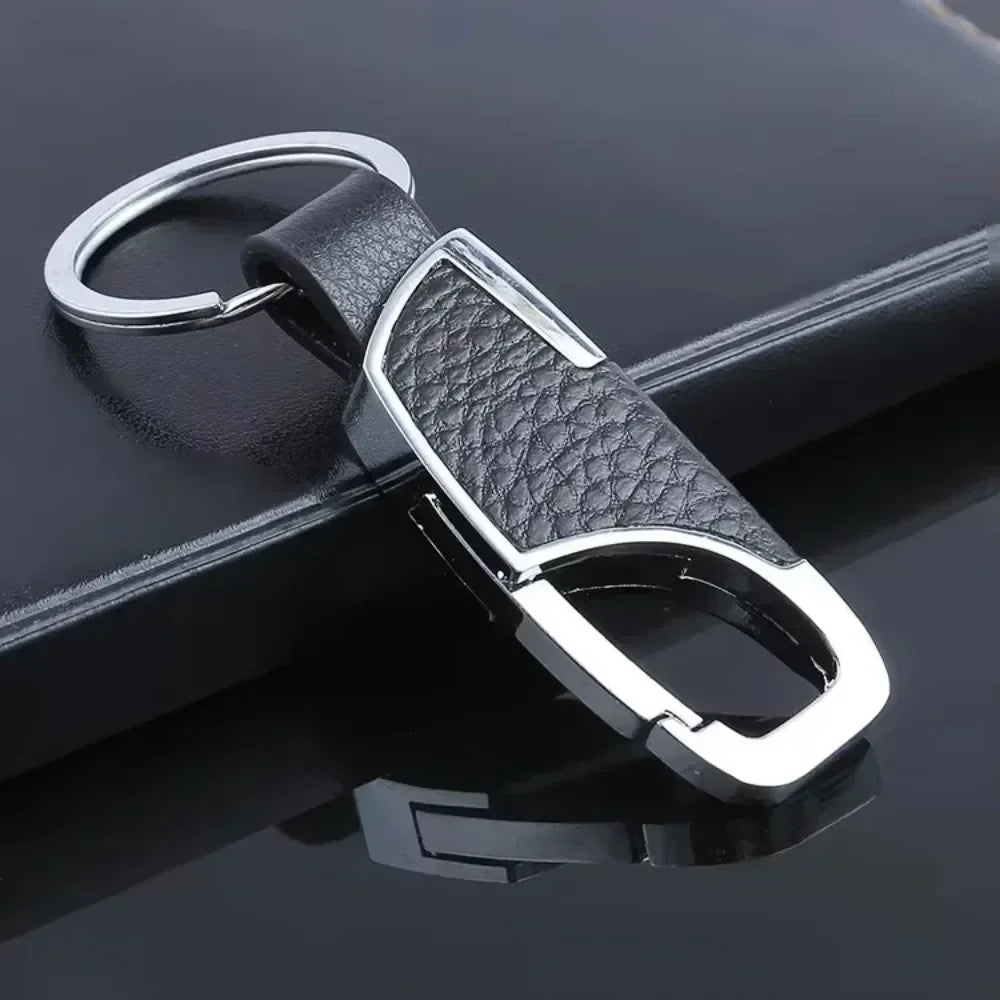 1/4PCS Personalized Leather Splicing Waist Hanging Car Keychain Metal Key Ring Chain Motorcycle Keyring Accessories for Man Gift