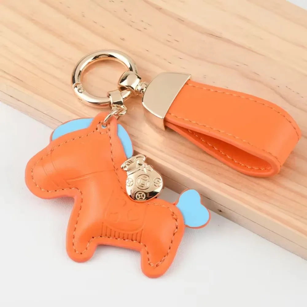 Custom Laser Engraving Name Originality Cowhide Metal Pony Multi Color Keychain Car Moto Keyring Key Ring Buckle Chains Gift