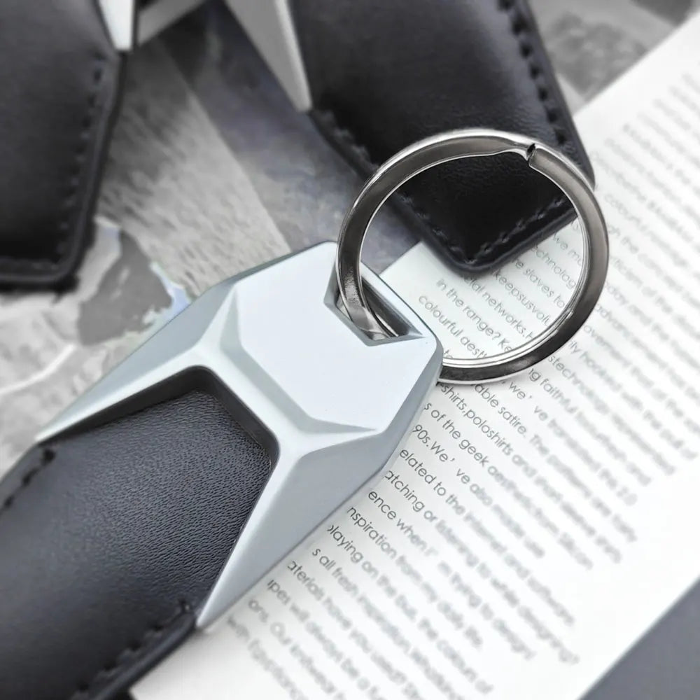 Custom Logo Car Keychain Styling Leather Metal Laser Pendant Keyring 4S Store Original Suitable Personalize Key Chain Ring Gift