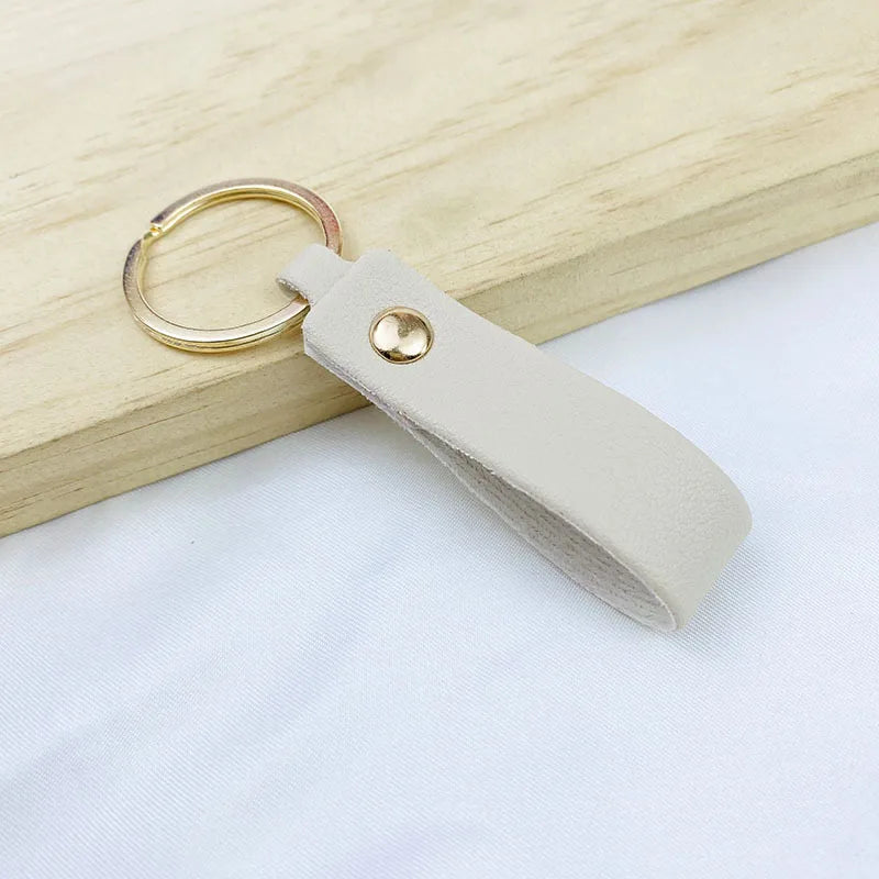 Creative Simple Solid Color PU Short Leather Keychain Customized Name Logo Text Keyring Car Moto Pendant Key Chain Ring Gift