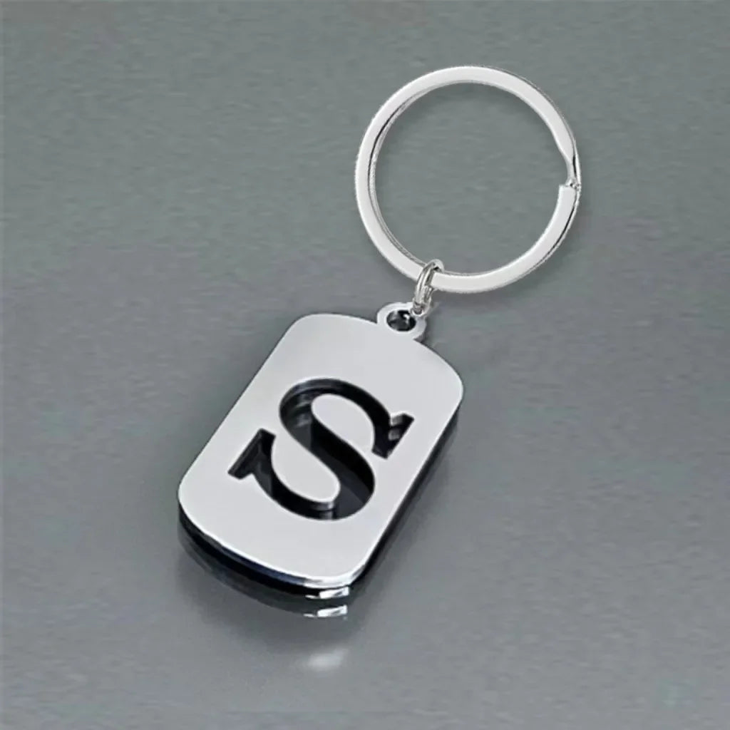 Popular A-Z Square Brand Stainless Steel Keychain 26 Letter Keyring Pendant Key Ring Buckle Chains for Car Motorcyle Gift