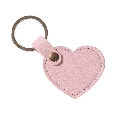 Custom Name Logo Creative Fashionable Leather Love Heart Keychain Pendant Bag Keyrings for Men and Women Key Chain Ring Gift