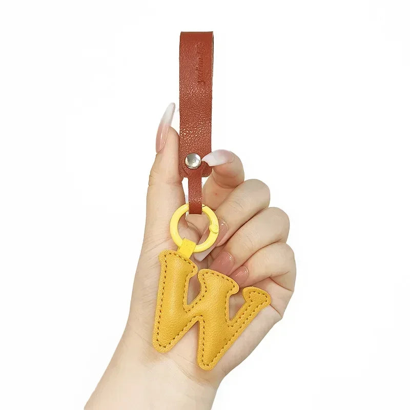 A To Z Alphabet PU Leather Fashion Keychain Charms 26 Initial Letter Keyring Candy Color Phone Pendant Car Key Chain Ring Gift