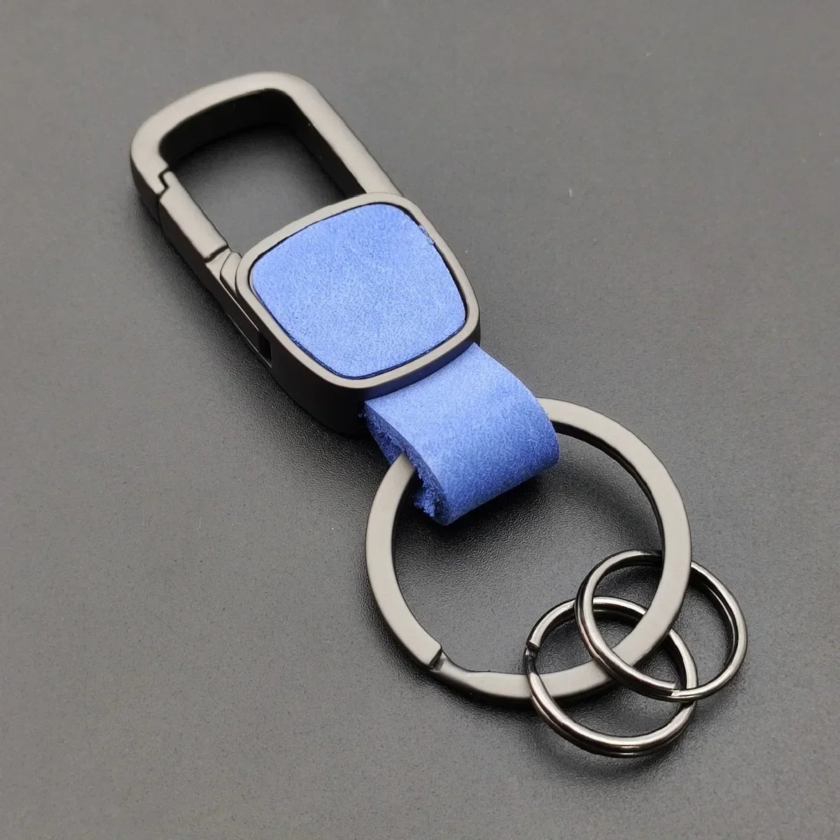 Fashion Frosted Leather Keychains Car Key Chain Ring Custom Logo Name Waist Hanged Holder Business for Men Women Keyring Gift