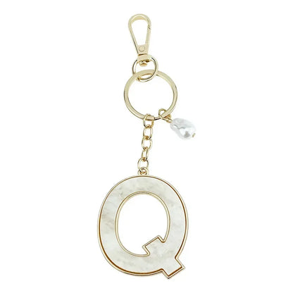 Fashion Pendant Keychain with Luxury Pearl Decoration A-Z Initials Keyring Couples Metal Initial Pendant DIY Gift for Men Women