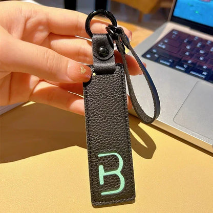 Popular A-Z 26 Letter Leather Keychain Engraved Custom Logo Name with Handbag Keyring for Woman Man Moto Car Key Ring Chain Gift