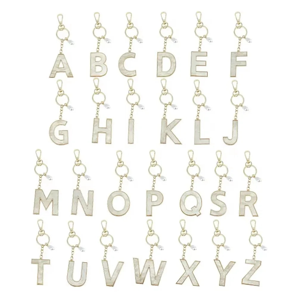 Fashion Pendant Keychain with Luxury Pearl Decoration A-Z Initials Keyring Couples Metal Initial Pendant DIY Gift for Men Women
