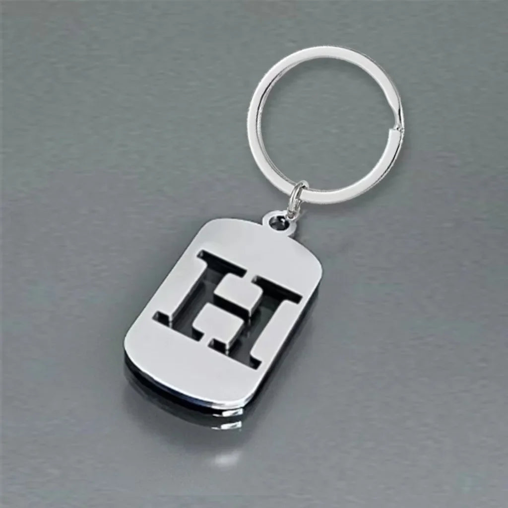 Popular A-Z Square Brand Stainless Steel Keychain 26 Letter Keyring Pendant Key Ring Buckle Chains for Car Motorcyle Gift