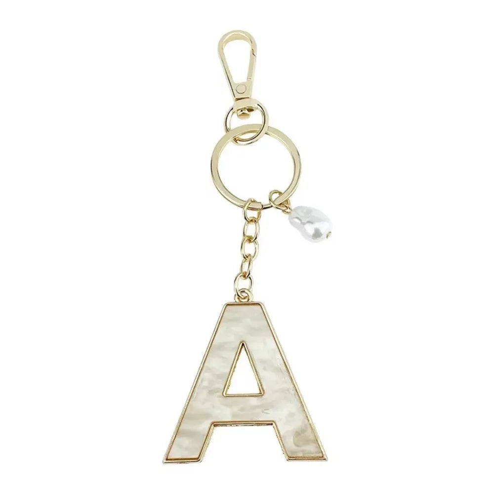 Fashion Pendant Keychain with Luxury Pearl Decoration A-Z Initials Keyring Couples Metal Initial Pendant DIY Gift for Men Women