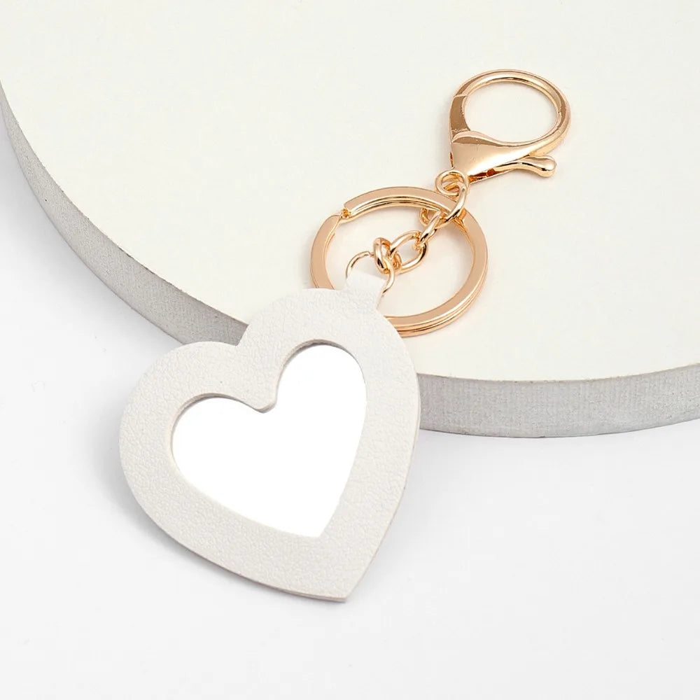 Custom  LOGO Name Leather Put on Makeup Mirror Keychain Love Core Heart Keyring for Woman Pendant Key Ring Chain Gift