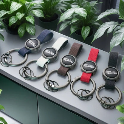 Creative Idea Car Keychain Custom Logo Name Leather Couple Key Ring Chain Buckle Chains Metal Vintage Keyring Pendant Moto Gift