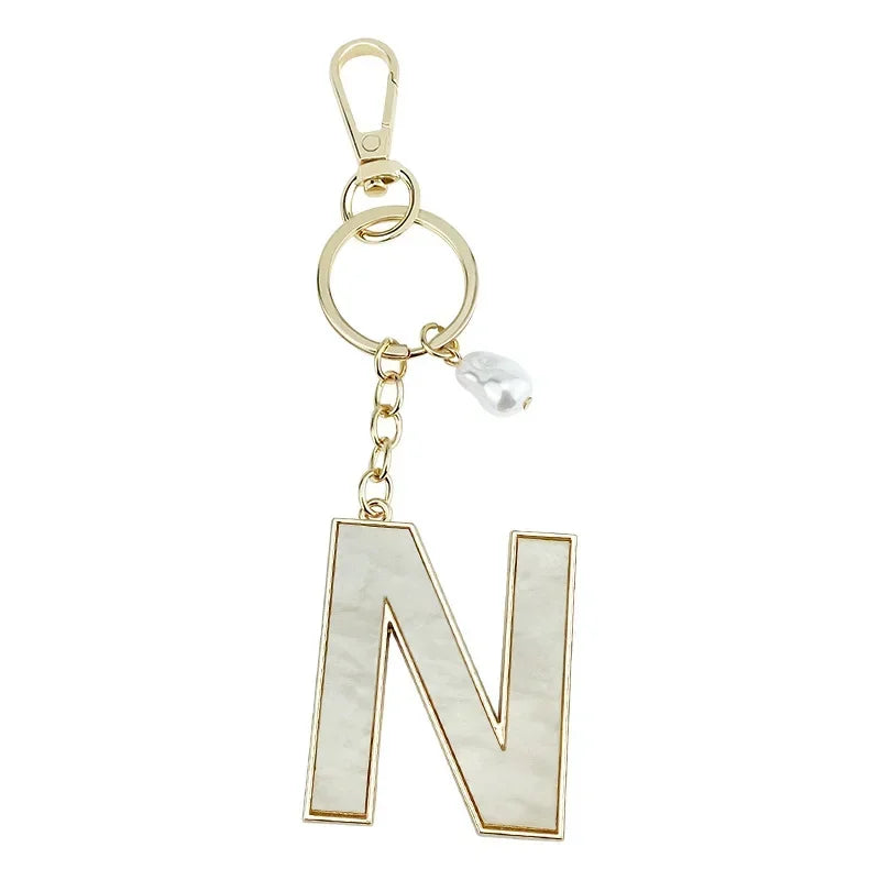 Fashion Pendant Keychain with Luxury Pearl Decoration A-Z Initials Keyring Couples Metal Initial Pendant DIY Gift for Men Women