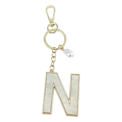 Fashion Pendant Keychain with Luxury Pearl Decoration A-Z Initials Keyring Couples Metal Initial Pendant DIY Gift for Men Women