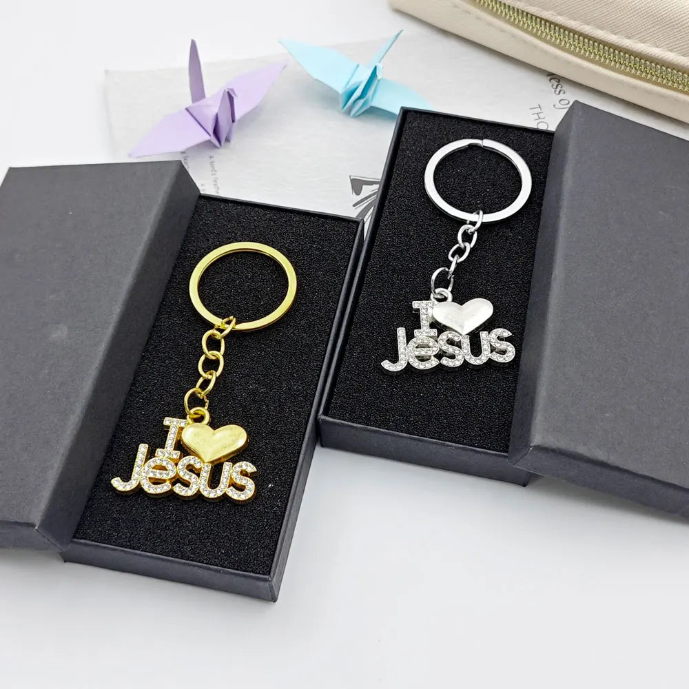 Shining Metal Jesus Heart Keychain Car Charms Keyring Bag Letter Exquisite Key Chain Ring Pendant Christian Belief Gift