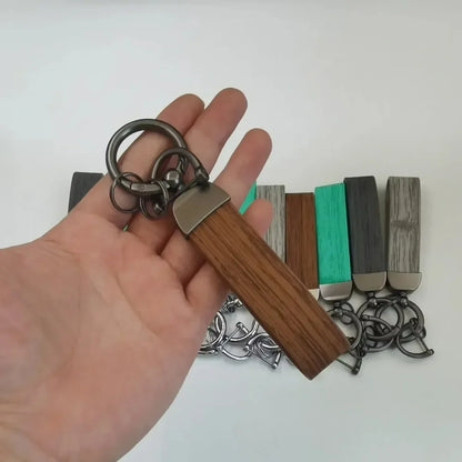 Custom Logo Name Tree Wood Grain Texture Car Moto Keychain Simple and Fashionable Keyring Key Chain Ring Bag Metal Pendant Gift