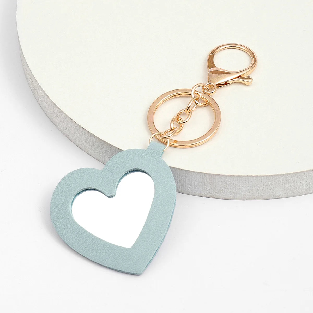 Custom  LOGO Name Leather Put on Makeup Mirror Keychain Love Core Heart Keyring for Woman Pendant Key Ring Chain Gift