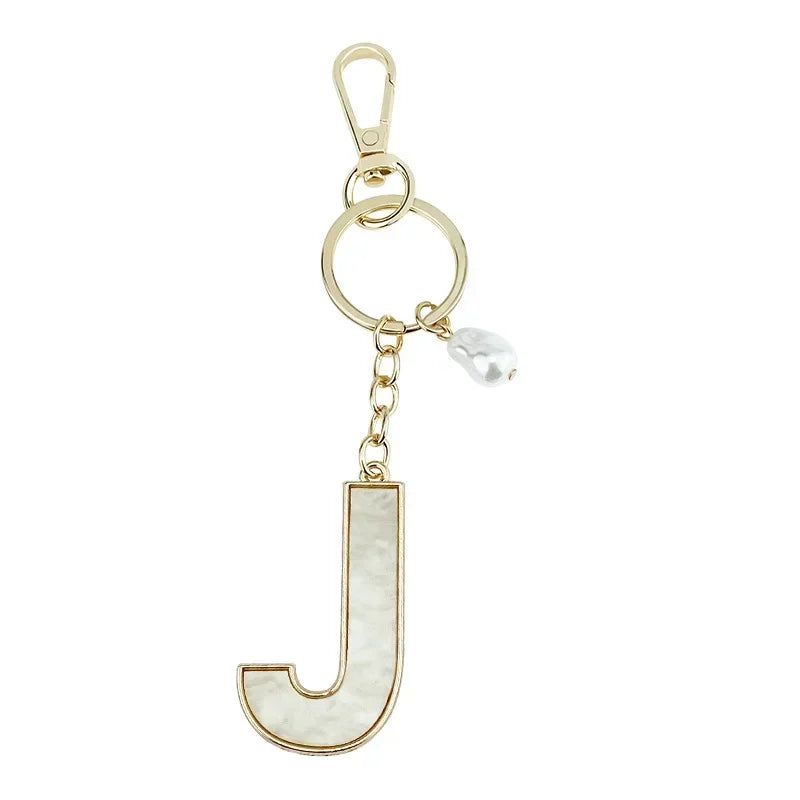 Fashion Pendant Keychain with Luxury Pearl Decoration A-Z Initials Keyring Couples Metal Initial Pendant DIY Gift for Men Women