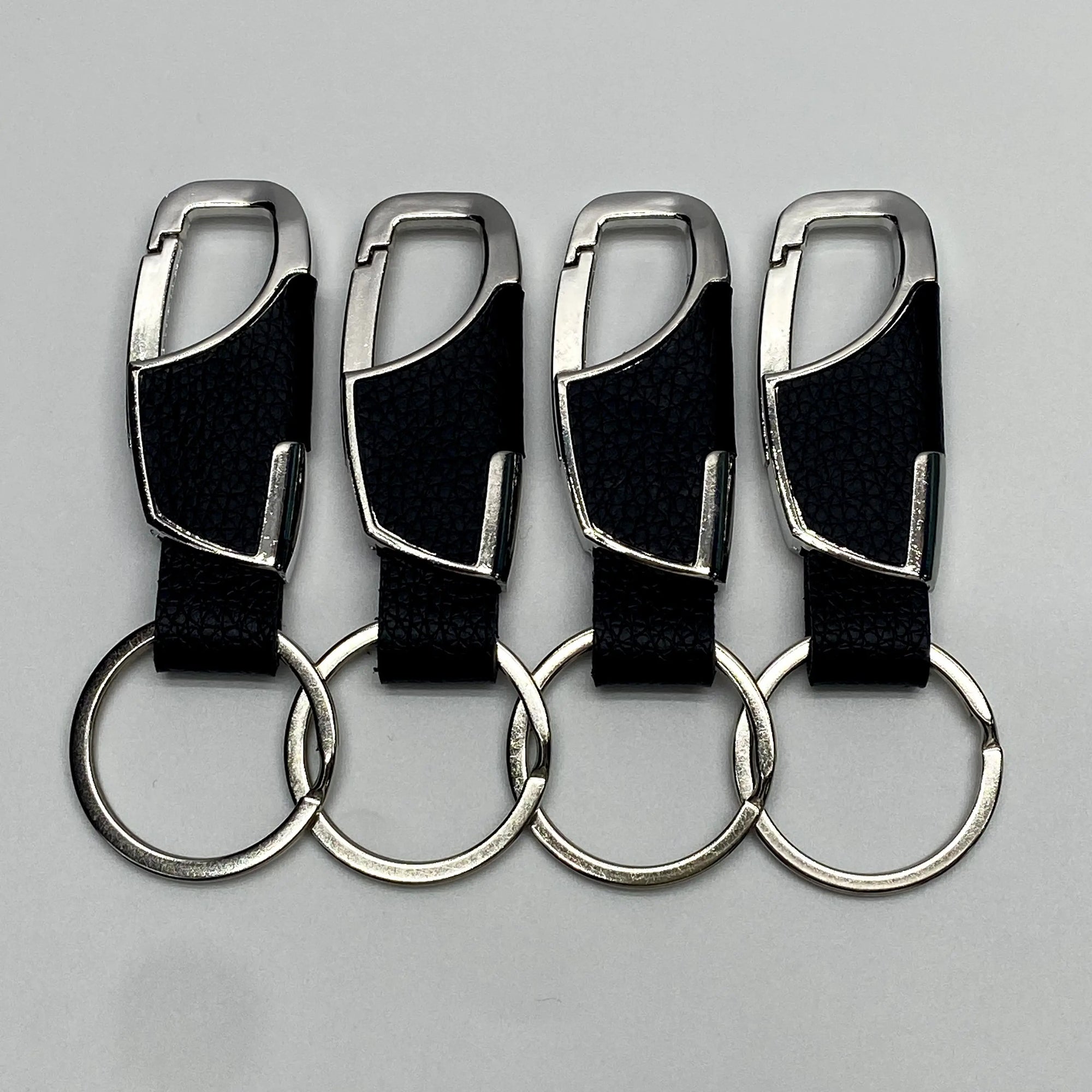 1/4PCS Personalized Leather Splicing Waist Hanging Car Keychain Metal Key Ring Chain Motorcycle Keyring Accessories for Man Gift