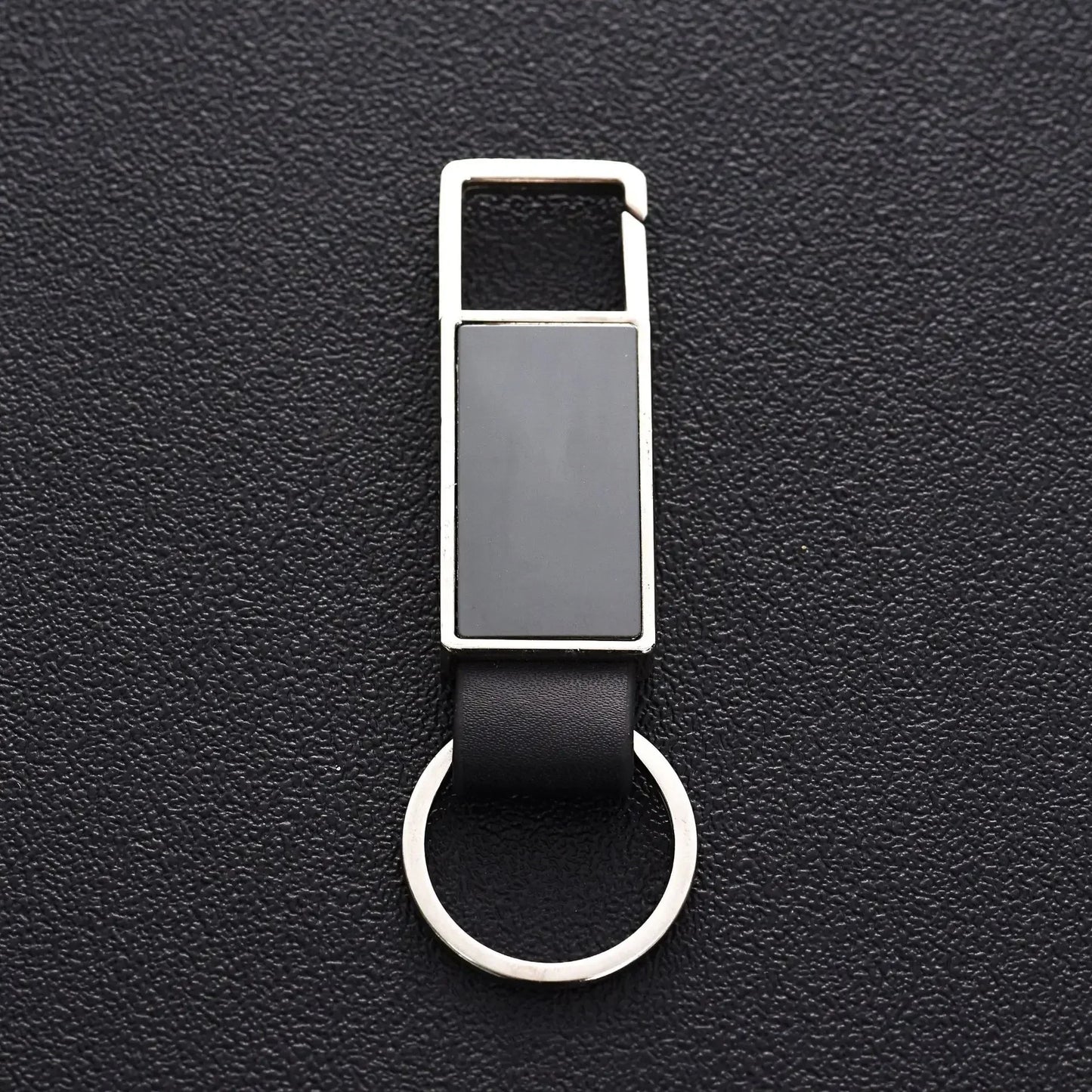 Custom Laser Logo Name Keychain Men Business Metal Genuine Leather Keyring luxury Creative Car Moto Key Chain Ring Gift