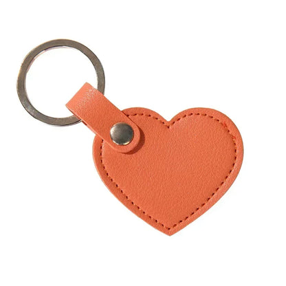 Custom Name Logo Creative Fashionable Leather Love Heart Keychain Pendant Bag Keyrings for Men and Women Key Chain Ring Gift