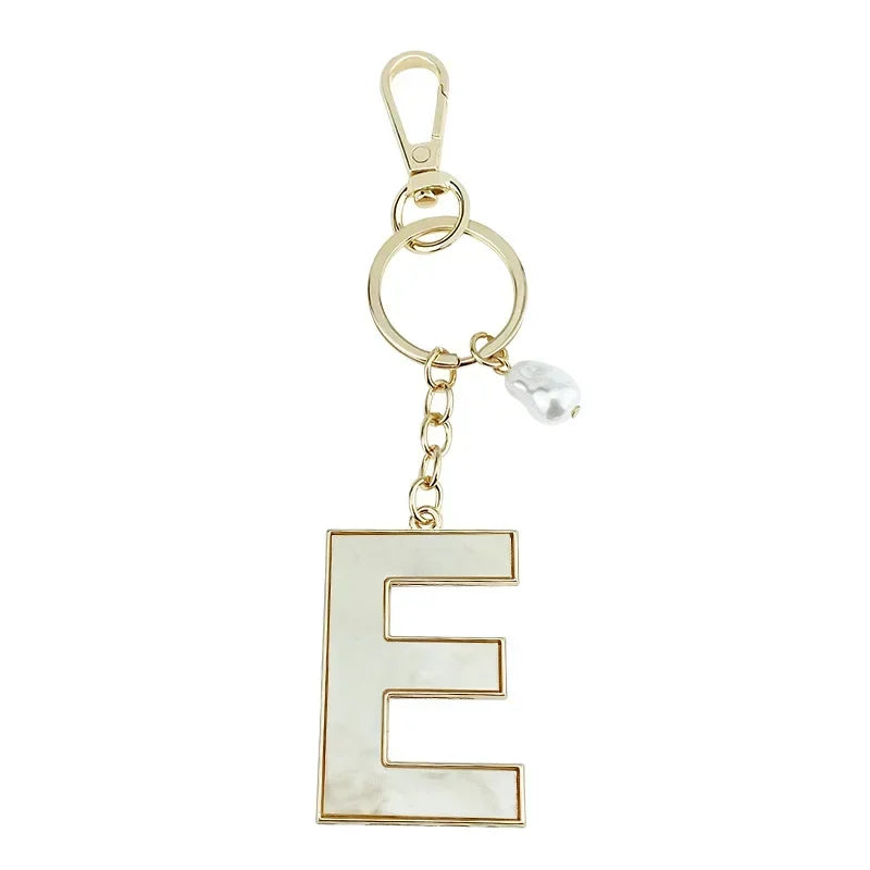 Fashion Pendant Keychain with Luxury Pearl Decoration A-Z Initials Keyring Couples Metal Initial Pendant DIY Gift for Men Women