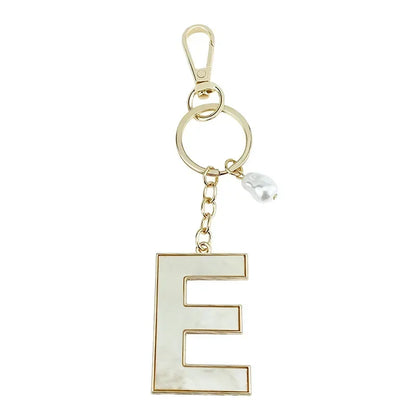 Fashion Pendant Keychain with Luxury Pearl Decoration A-Z Initials Keyring Couples Metal Initial Pendant DIY Gift for Men Women