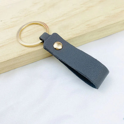 Creative Simple Solid Color PU Short Leather Keychain Customized Name Logo Text Keyring Car Moto Pendant Key Chain Ring Gift