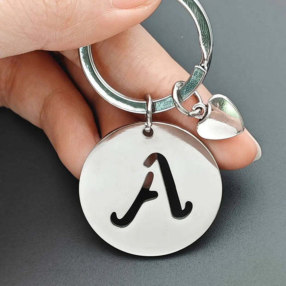 1PCS/2PCS Popular A-Z  Round Brand Stainless Steel Keychain 26 Letter Keyring  Pendant Key Ring Buckle Chains for Car Moto Gift