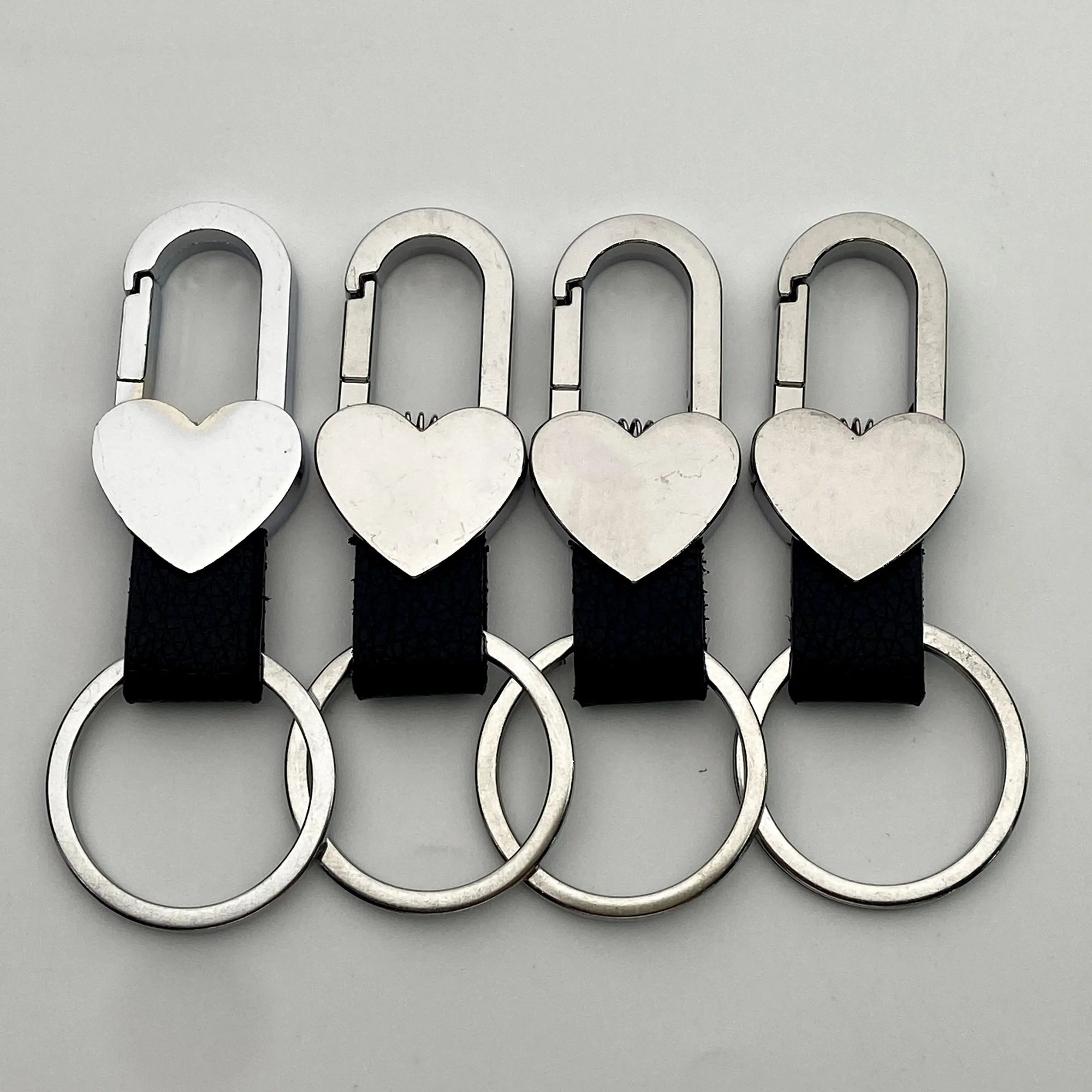 1/4PCS Personalized Leather Splicing Waist Hanging Car Keychain Metal Key Ring Chain Motorcycle Keyring Accessories for Man Gift