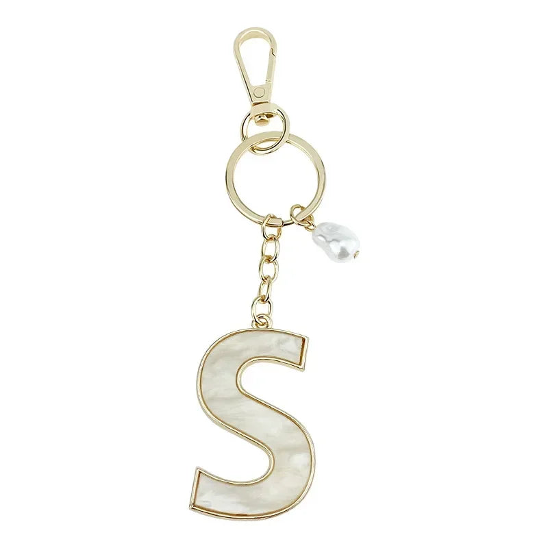 Fashion Pendant Keychain with Luxury Pearl Decoration A-Z Initials Keyring Couples Metal Initial Pendant DIY Gift for Men Women